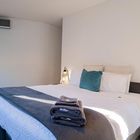 Large Executive 3 Bedroom Yarralumla المظهر الخارجي الصورة