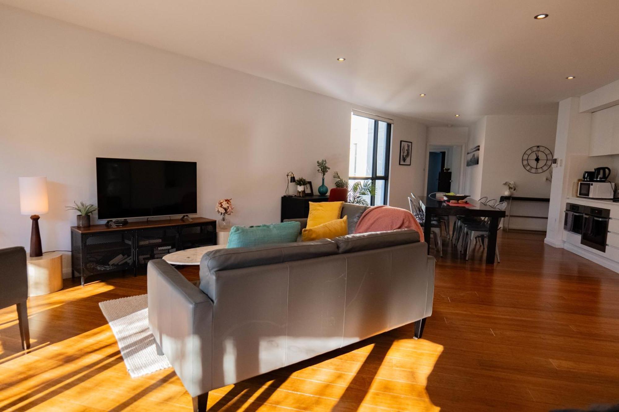 Large Executive 3 Bedroom Yarralumla المظهر الخارجي الصورة